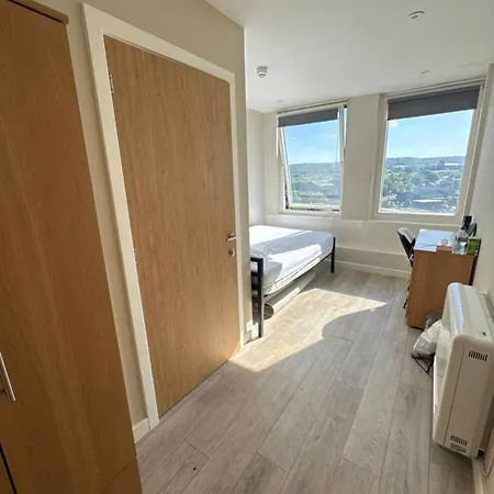 Top-floor Escape With Views