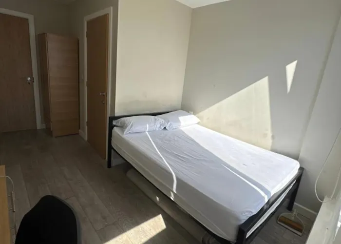 Top-floor Escape With Views Апартаменты Брадфорд